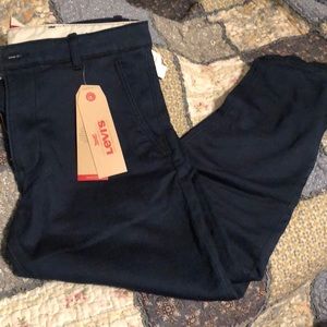 Levi’s chino joggers